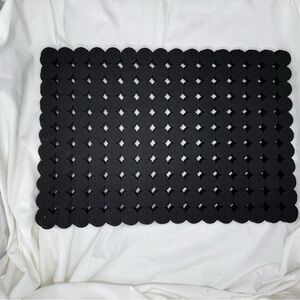 4 Black scalloped Place Mats, Marimekko inspired